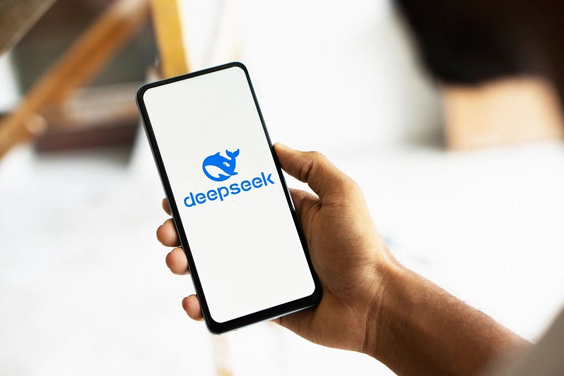 مقایسه  DeepSeek  با Chat GPT
